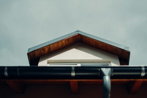 roof gutter